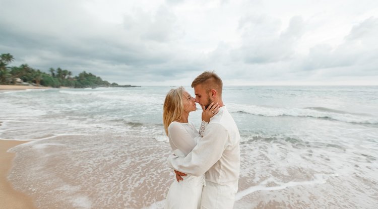 25 Romantic Australia Honeymoon Spots That’ll Take Your Breath Away
