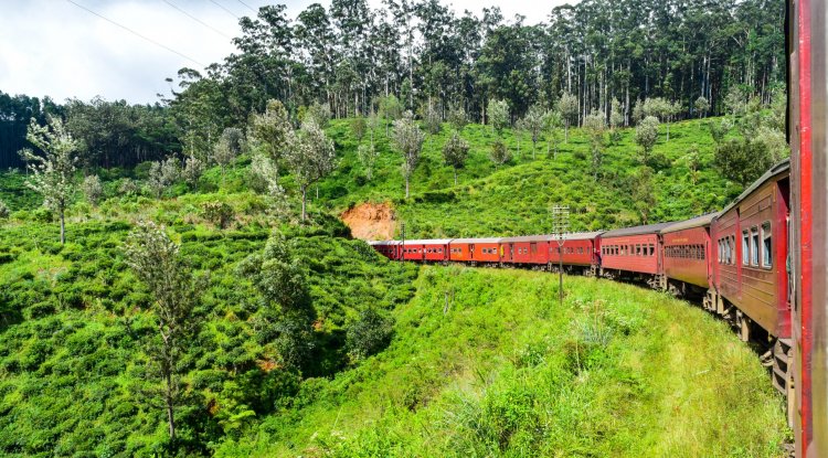 Colombo to Ella: Asia’s most Beautiful Train Trip?