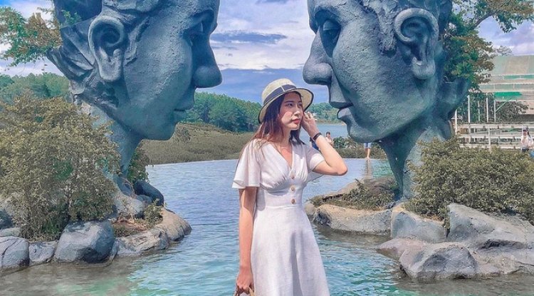 Discover interesting things inside Dalat Clay Tunnel