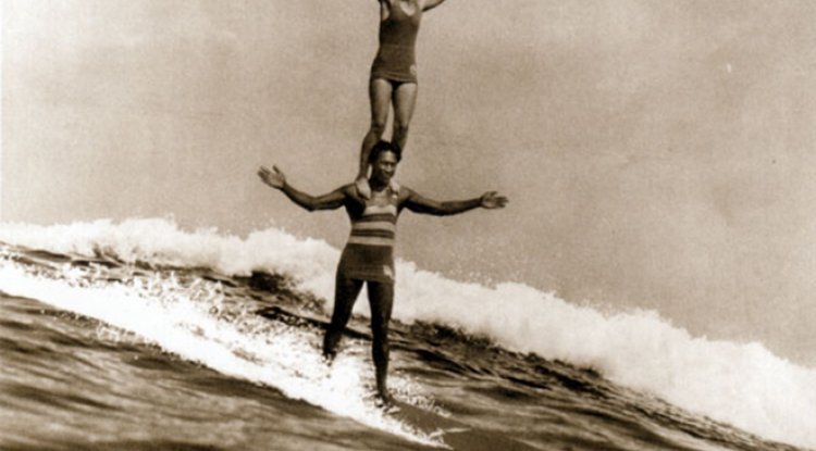 Duke Kahanamoku, Gracefully Paddled Surfing Into the Modern World