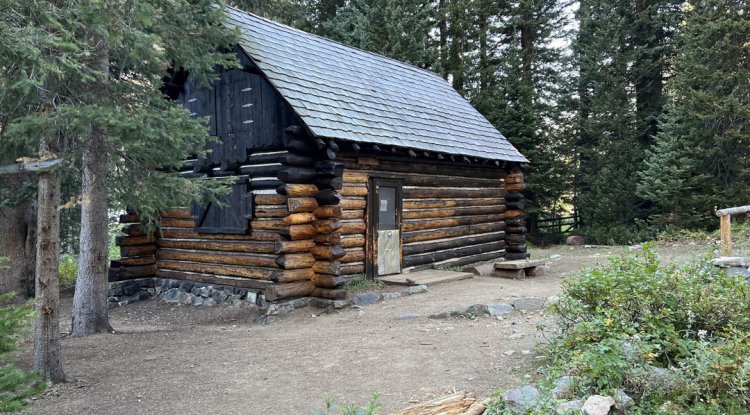 Death Canyon Barn or Ranger Station or Patrol Cabin?