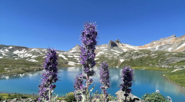 Paddle Boarding Adventure at Ice Lake: A Hike to Remember