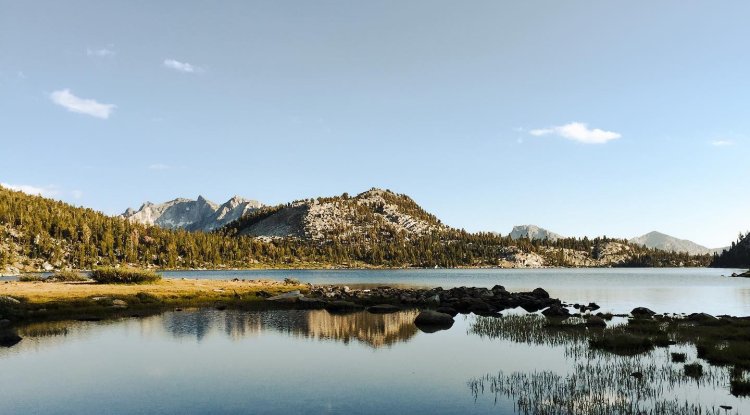 Trekking Paradise: A Comprehensive Travel Guide to the John Muir Trail