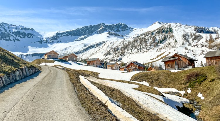 The Ultimate Guide on How to Travel Cheap in Europe in 2023