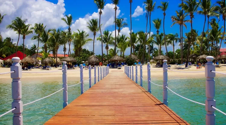 Expert Tips When Planning a Solo Holiday Abroad