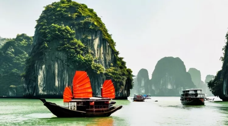 Vietnam Travel Guide: Top 10 Places to Visit and 20 Things to Do