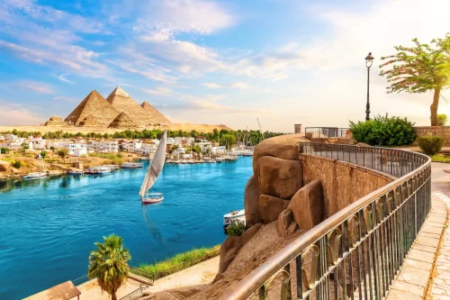 Egypt Travel Guide 2025: Best Destinations, Itinerary & Tips | The Global Roamer