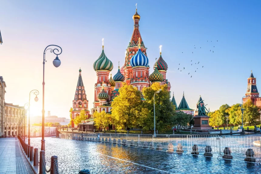 Moscow Travel Guide: Best Places, History, Tips &amp; Itinerary | The Global Roamer